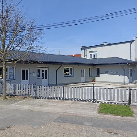 Abturist Penzion Štúrovo Екстериор снимка