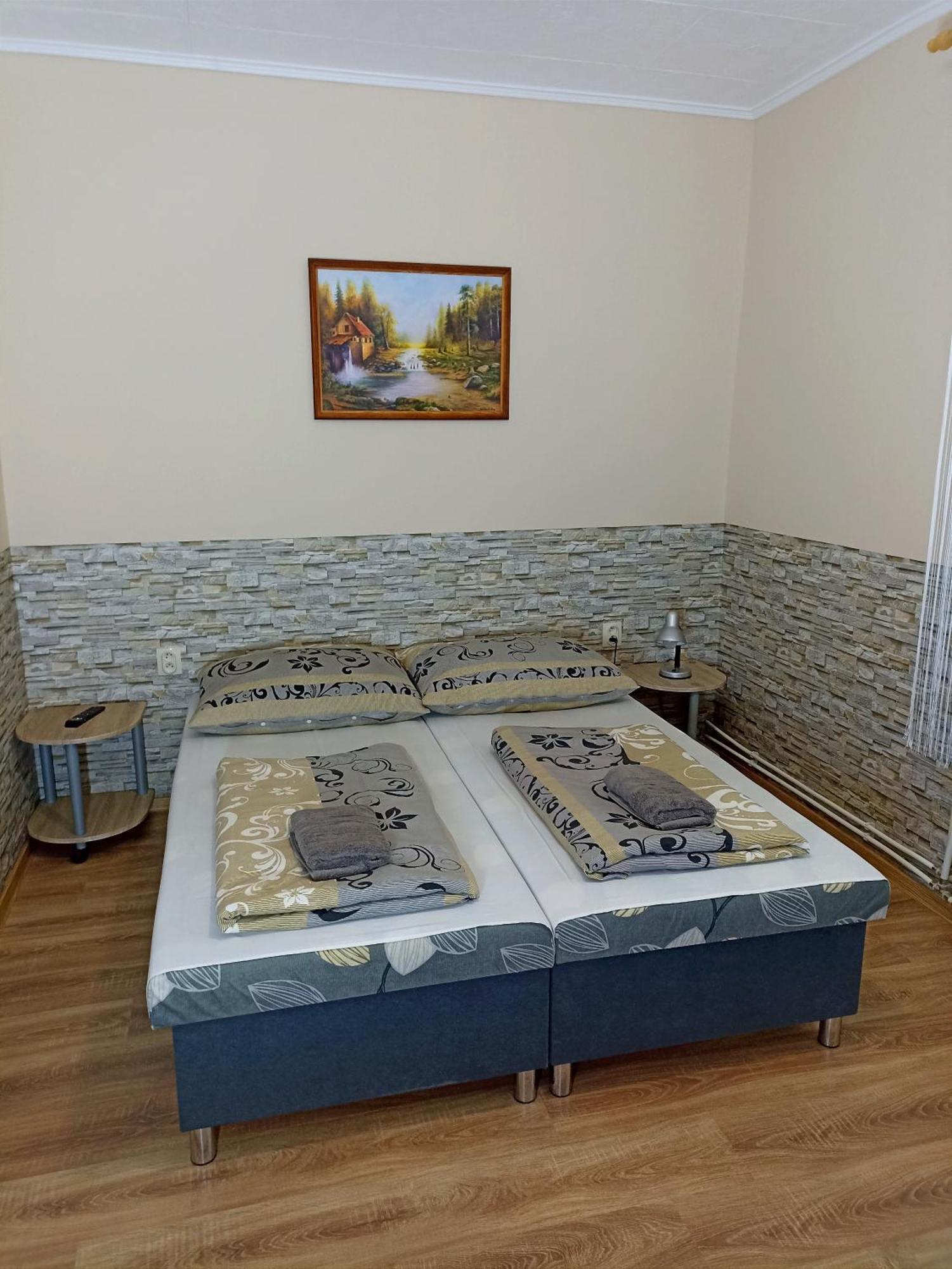 Abturist Penzion Štúrovo Екстериор снимка