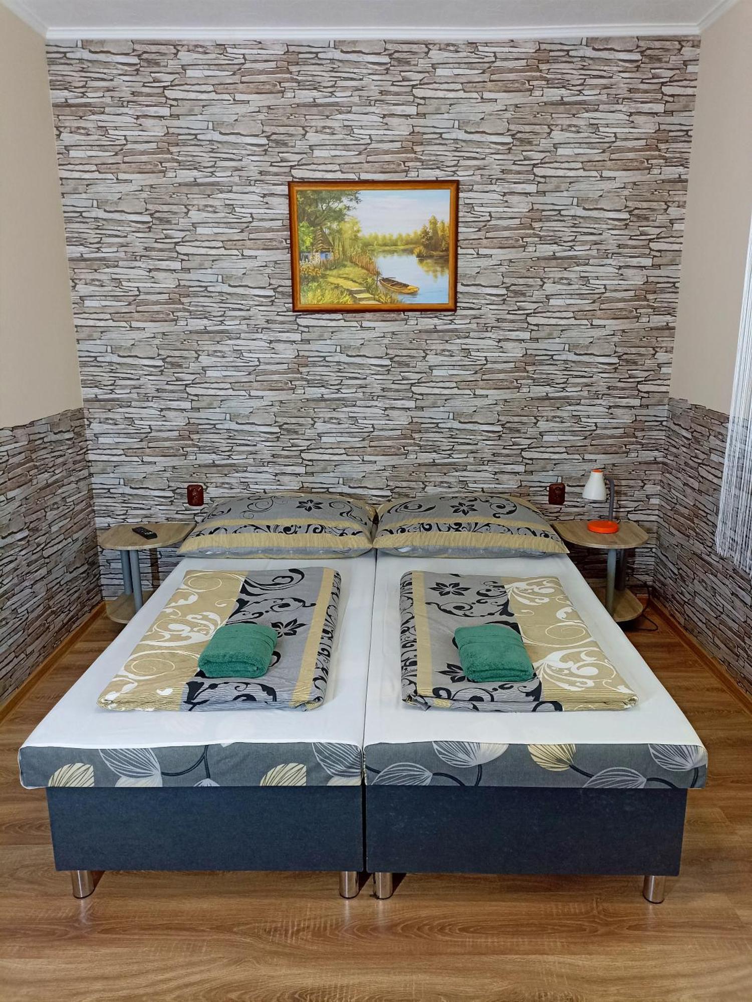 Abturist Penzion Štúrovo Екстериор снимка